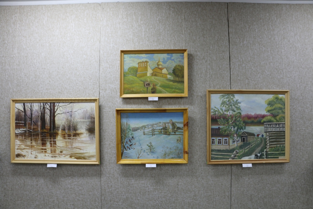 1В Музее народного творчества открылась выставка картин, с которых формировались первые коллекции живописи