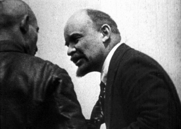 В.И.Ленин на празднике войск Всевобуча