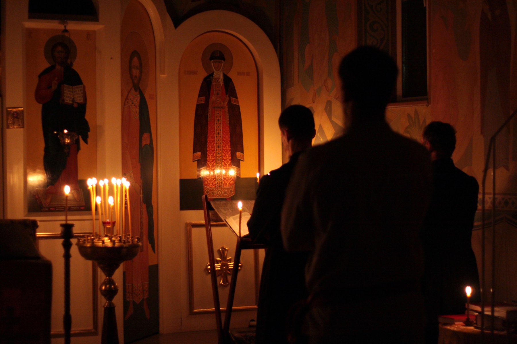 Ночь исповеди. Экскурсии Москва Годеново ночная литургия.