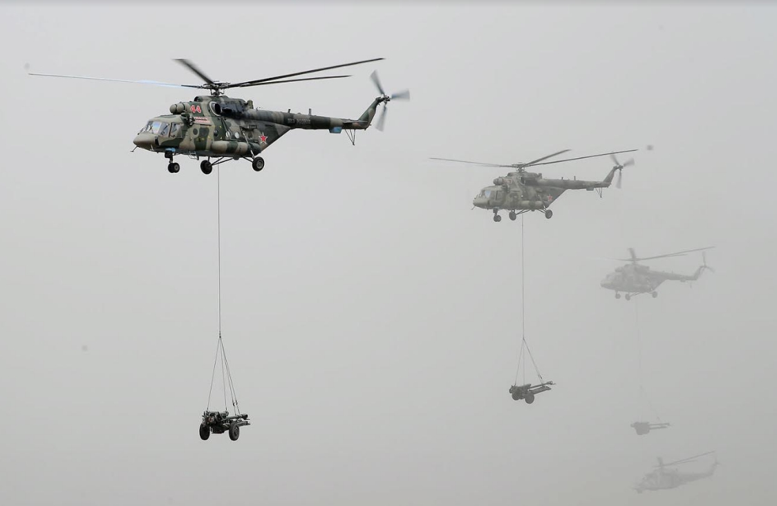 Перебросили гаубицы в тыл врага на МИ-8”. Огневой взвод ульяновского  соединения ВДВ включен в книгу рекордов: фото Улпресса - все новости  Ульяновска