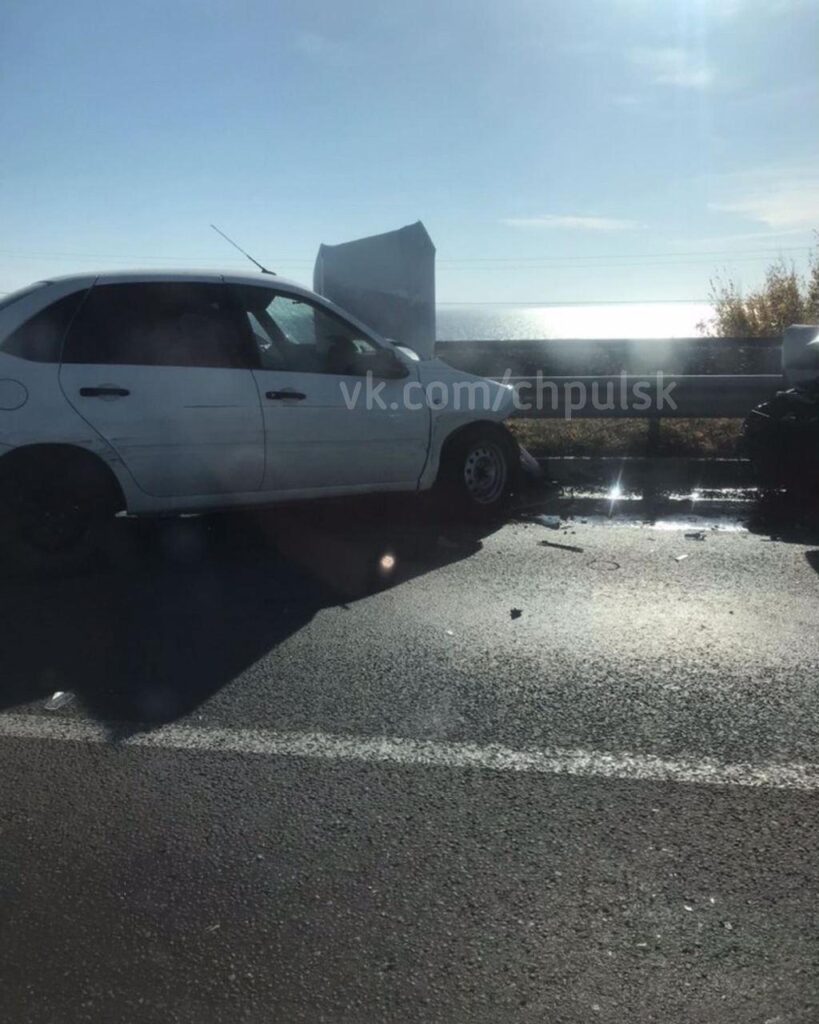 На Императорском мосту лоб в лоб столкнулись два ВАЗа: оба водителя  скончались на месте. Фото Улпресса - все новости Ульяновска