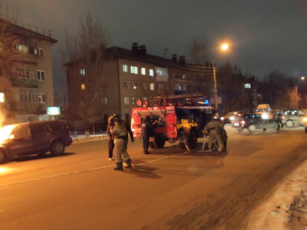 Кроссовер загорелся после столкновения с фурой на проспекте Гая: фото  Улпресса - все новости Ульяновска