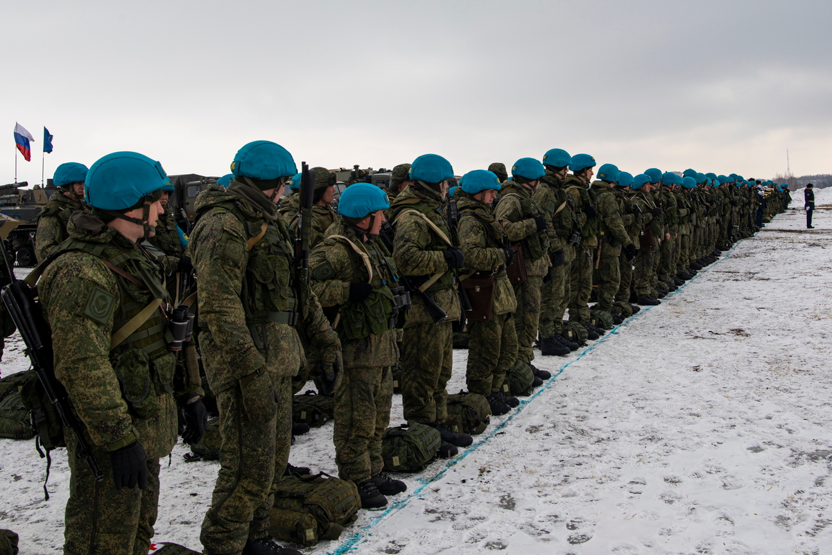 Фото учений. Полигон 31 ОДШБР Ульяновск. Полигон Поливно Ульяновск. Зимняя форма ВДВ 2022. Учения ВДВ.