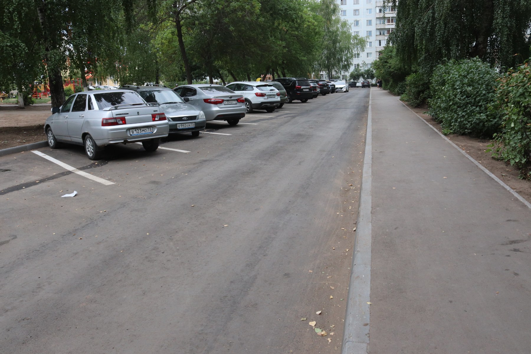 В Ульяновске по нацпроекту «Жильё и городская среда» отремонтировали 32  двора Улпресса - все новости Ульяновска