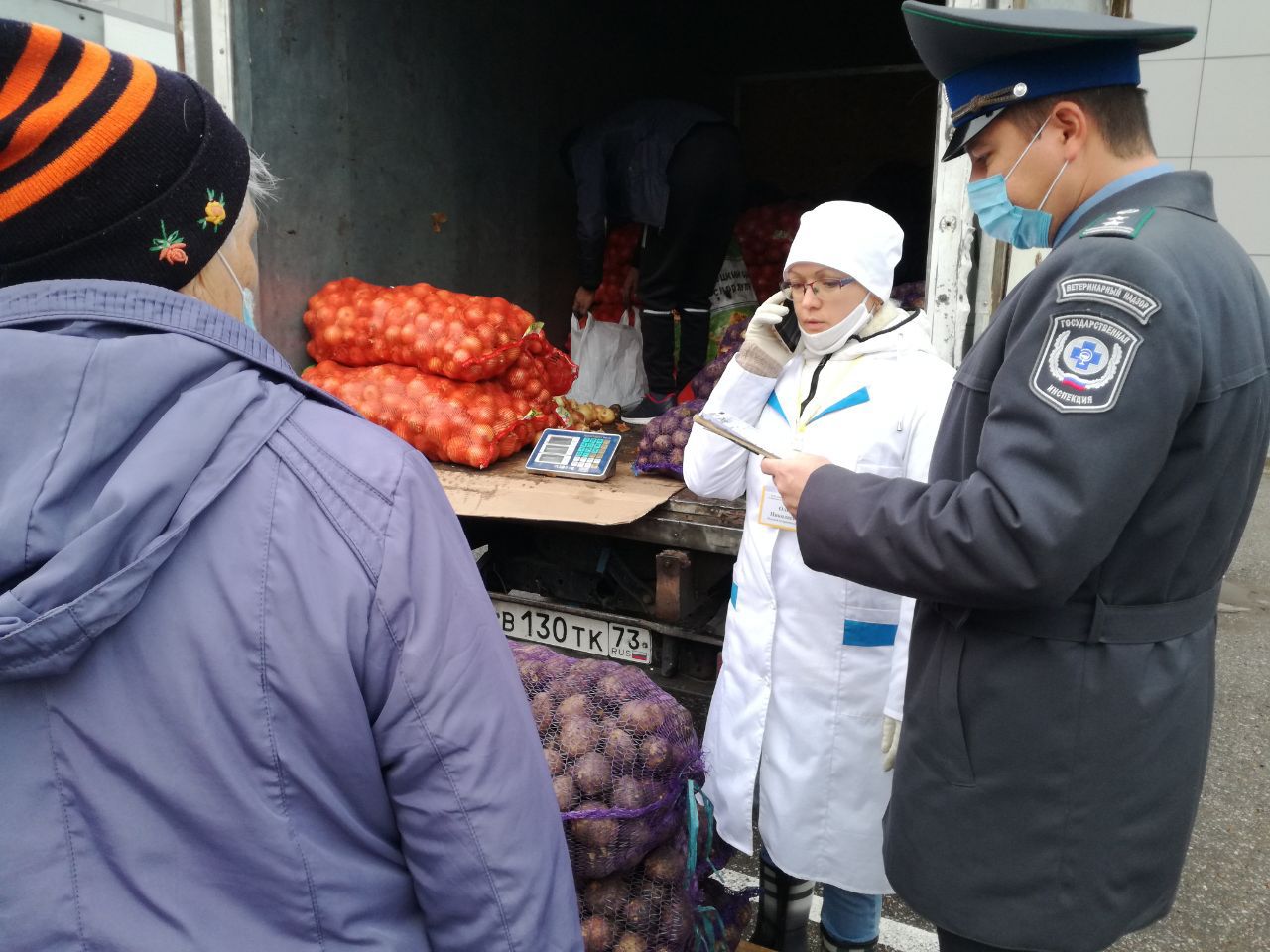 Ветслужба нашла небезопасный картофель на ярмарке в Засвияжском районе:  фото Улпресса - все новости Ульяновска