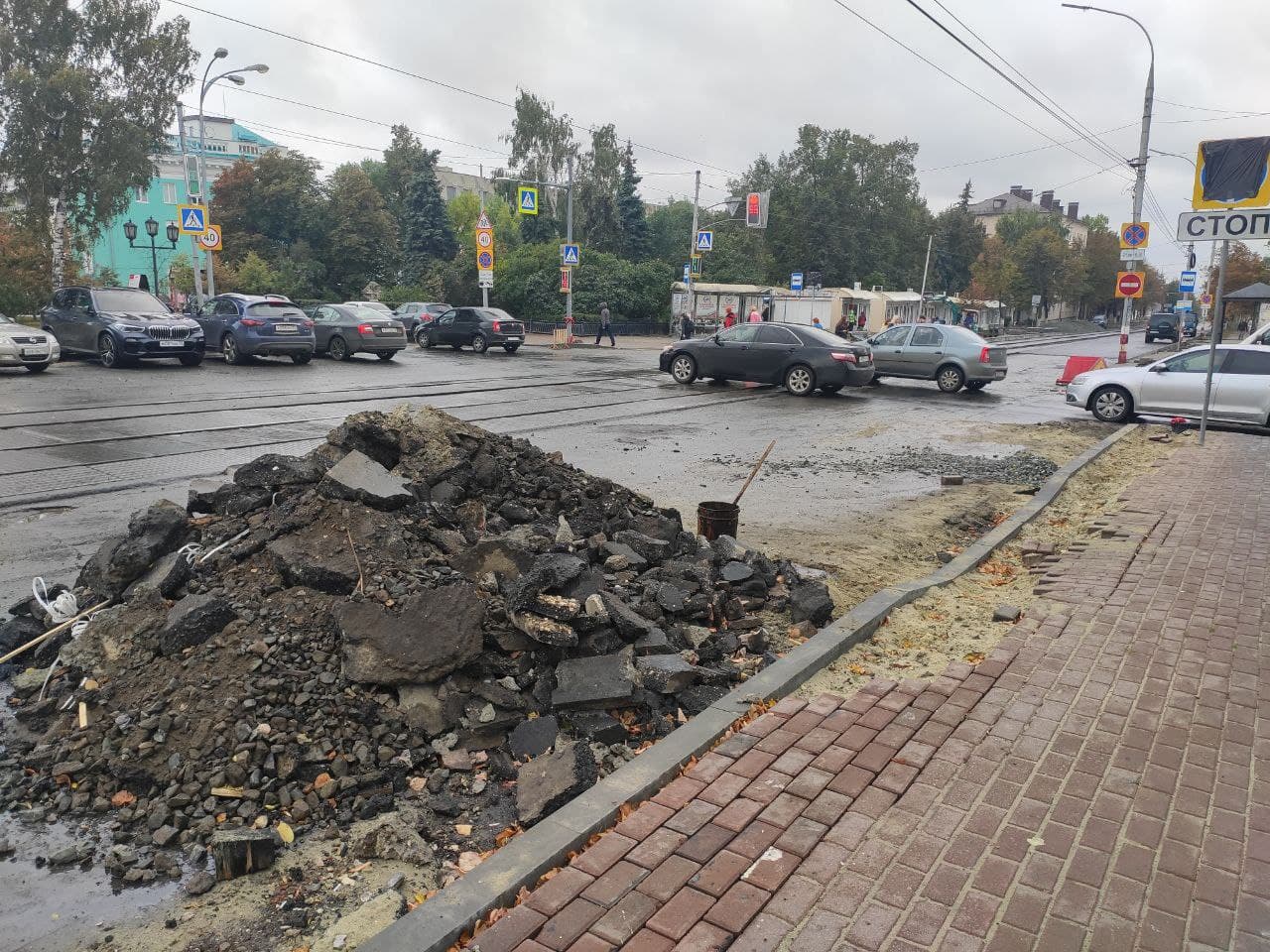 Центр в пробках, Ленина обещают открыть завтра, но это нереально.  Посмотрели на ход работ после критики Русских Улпресса - все новости  Ульяновска