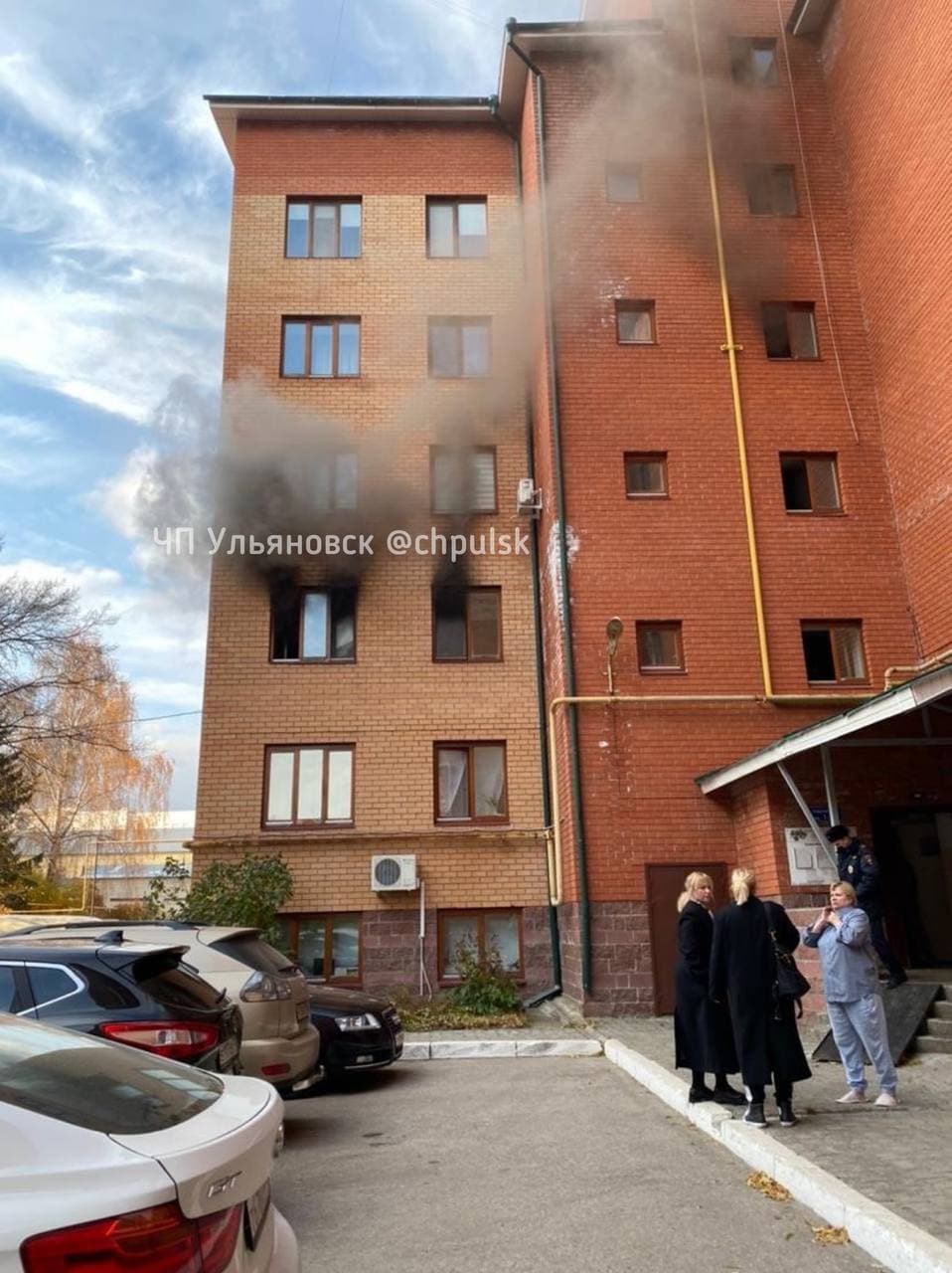 В новостройке на Радищева произошел пожар в квартире: фото Улпресса - все  новости Ульяновска