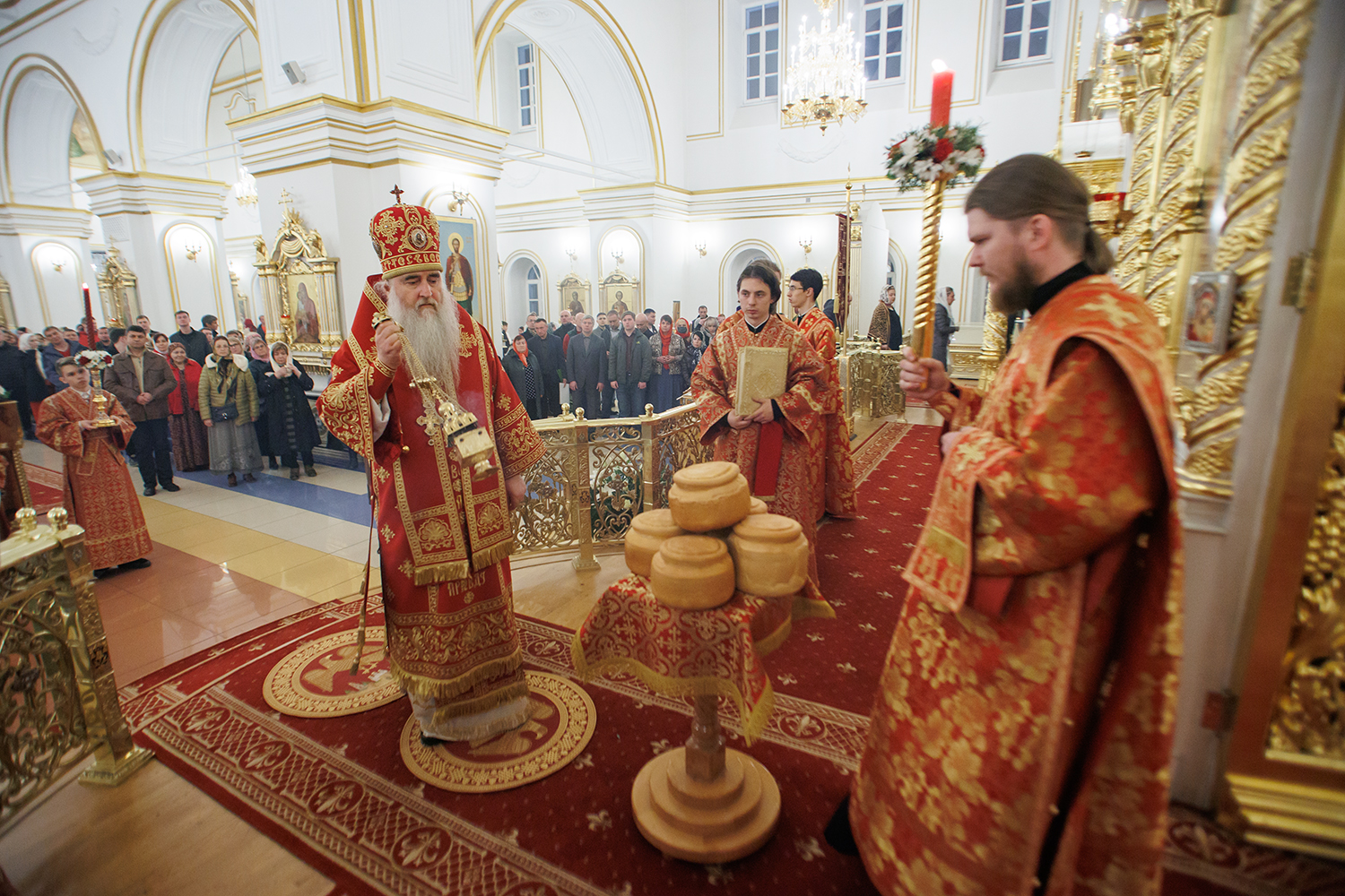 Пасхальная заутреня богослужение