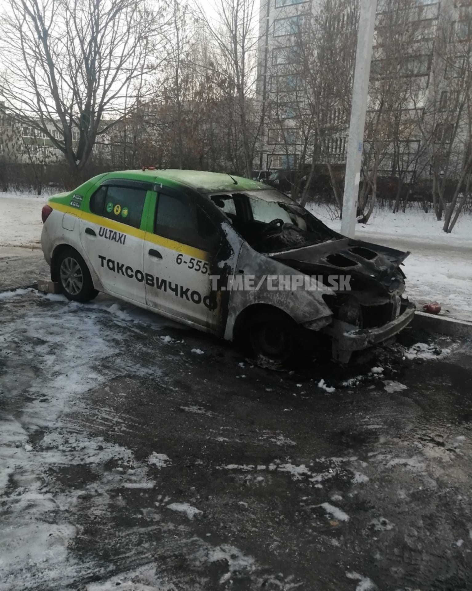 В Новом городе сгорел автомобиль такси: фото и видео Улпресса - все новости  Ульяновска