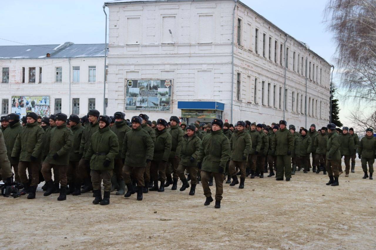 27.11 2023 г. 623 Межвидовой региональный учебный центр войск связи Ульяновск. Мобилизованные в Ульяновске. Ульяновский МРУЦ. МРУЦ Ульяновск 2024 присяга.