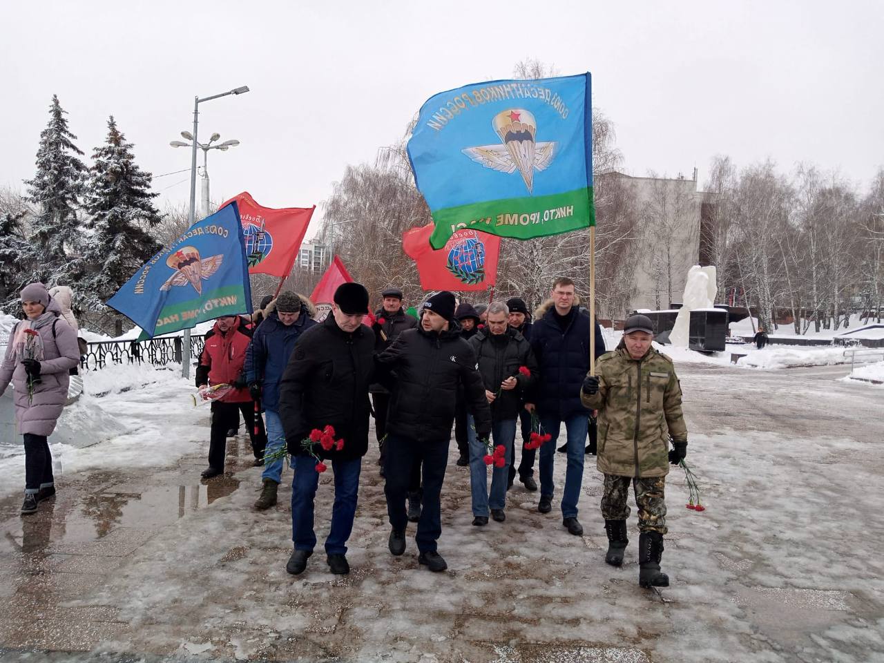 Мобилизованные макеевки. Макеевка погибшие мобилизованные. Олег Шигирданов Ульяновск. Память погибшим в Макеевке. Макеевка мобилизованные.