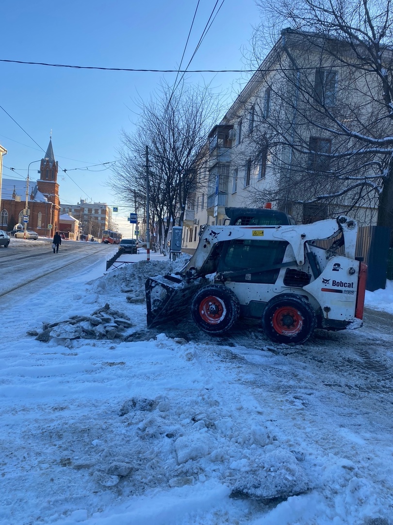 В рождественскую ночь с городских улиц вывезли 65 самосвалов снега Улпресса  - все новости Ульяновска