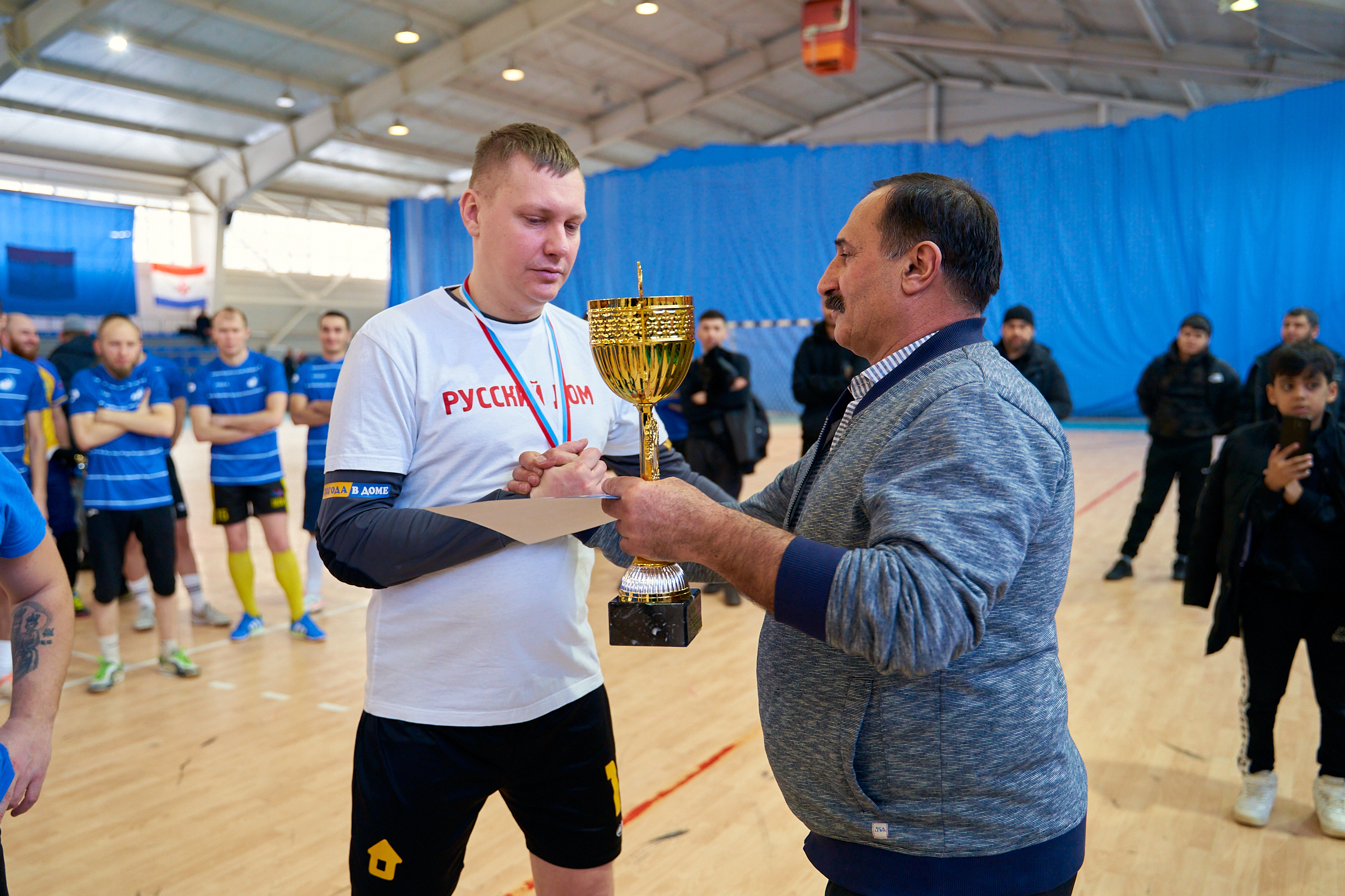 Кубок дружбы саранск. Мини футбол. Кубок. Кубок дружбы народов Тобольск. Турнир по мини футболу Кубок.