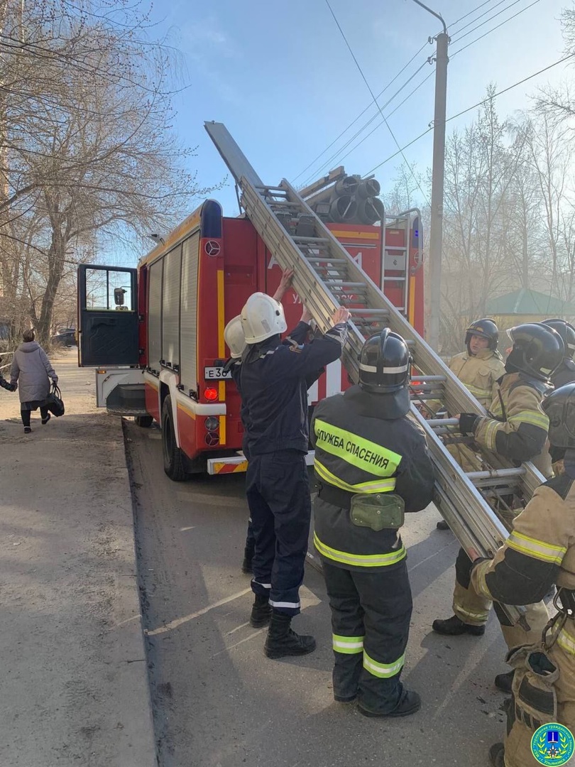 Четыре человека пострадали в результате пожара в квартире на Аверьянова:  видео Улпресса - все новости Ульяновска