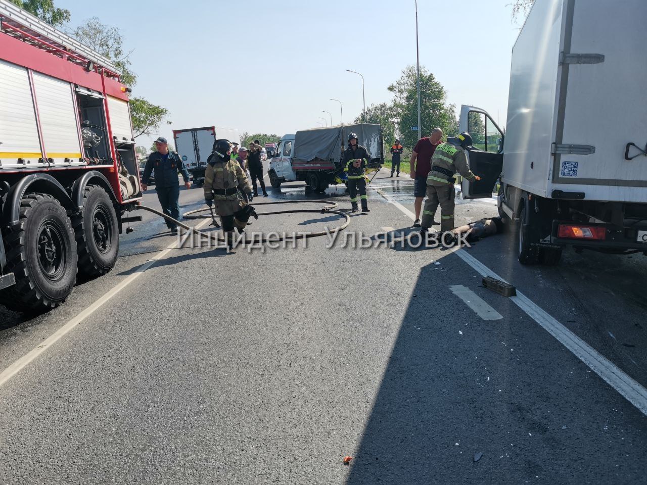 В Баратаевке грузовик протаранил автомобиль дорожников, есть пострадавшие:  фото Улпресса - все новости Ульяновска