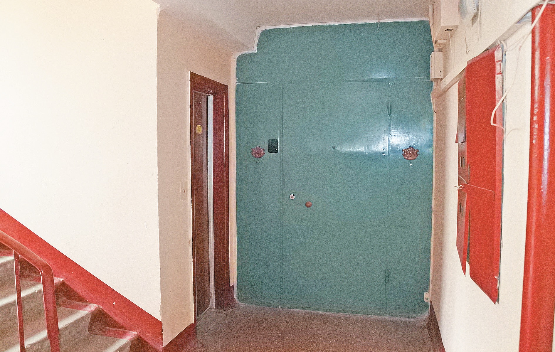 самовольная установка двери в общем коридоре