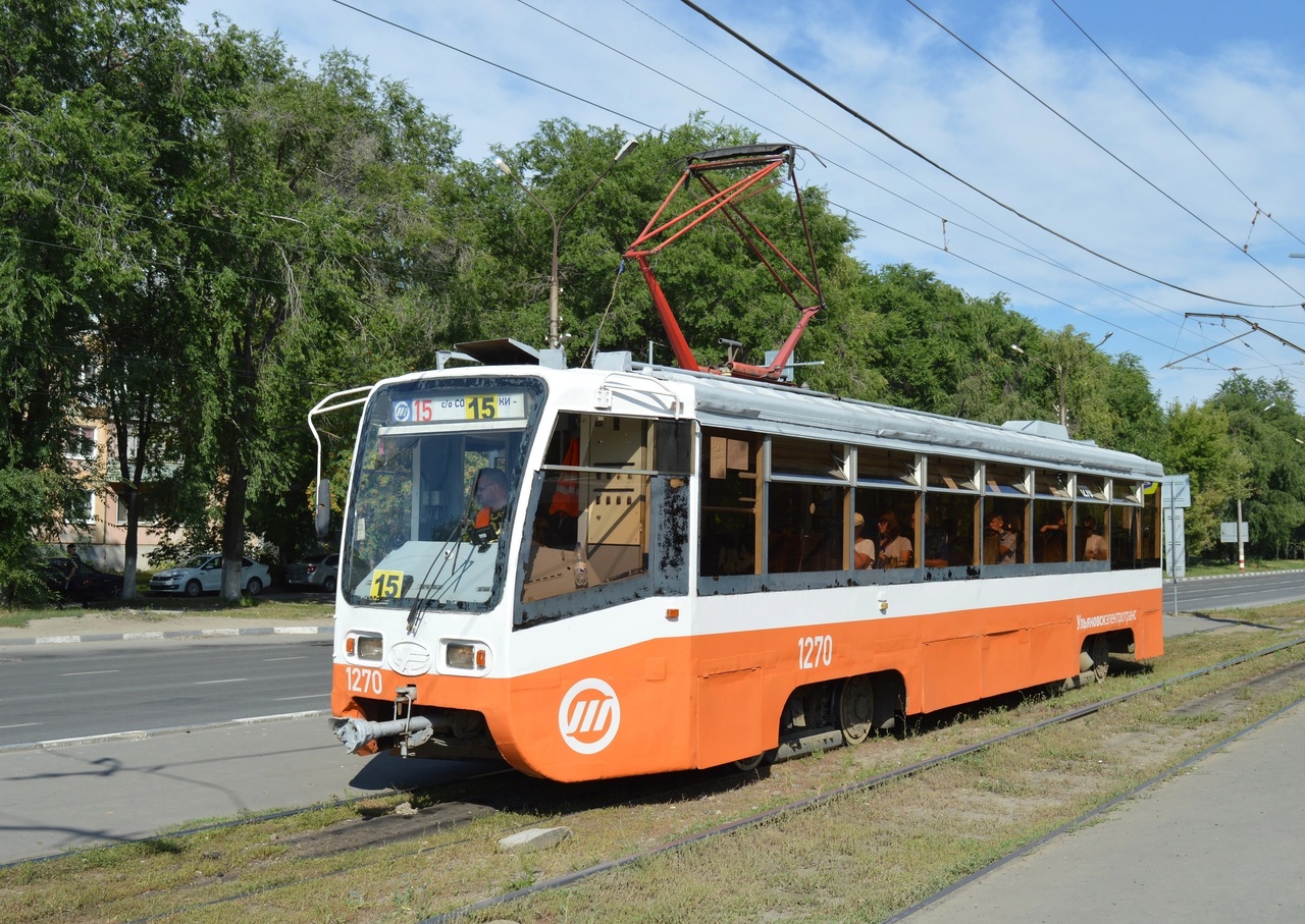 Ходит ли сейчас трамвай 3. Ульяновск трамвай. Трамвай под землей. Трамваи нулевых. Ульяновскэлектротранс.