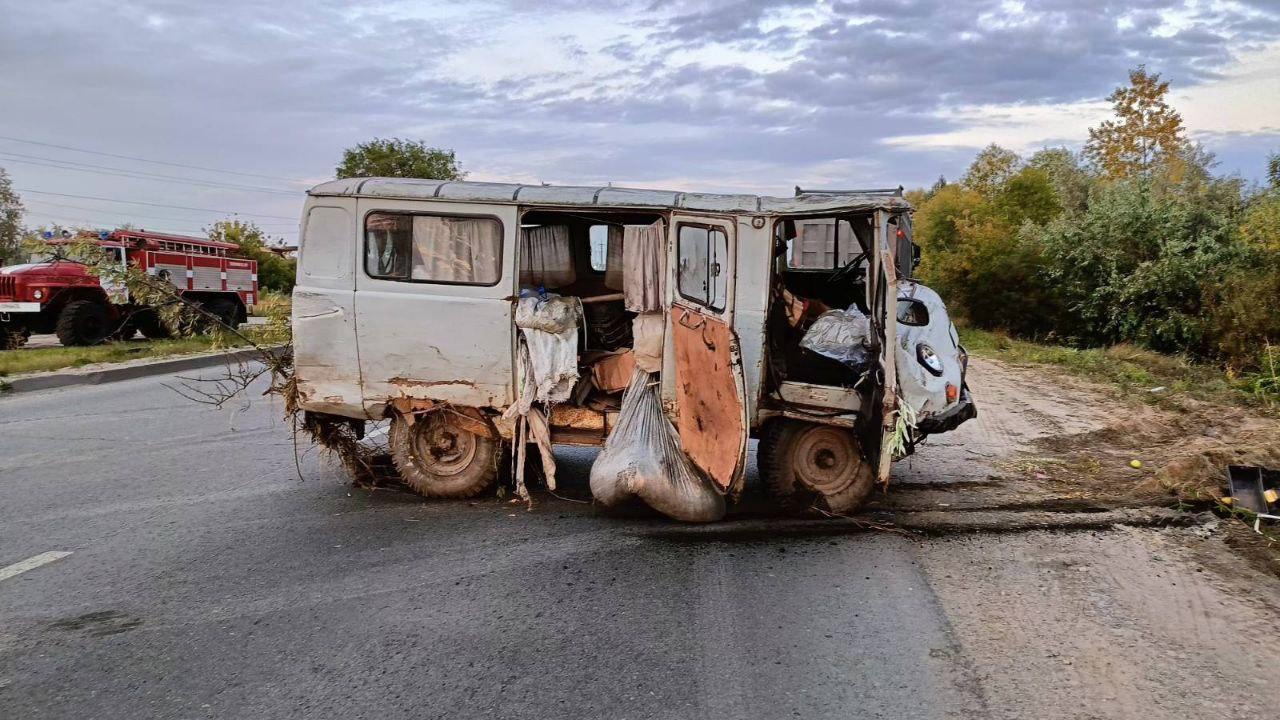 На Сельдинском шоссе “буханка” опрокинулась в кювет: фото Улпресса - все  новости Ульяновска