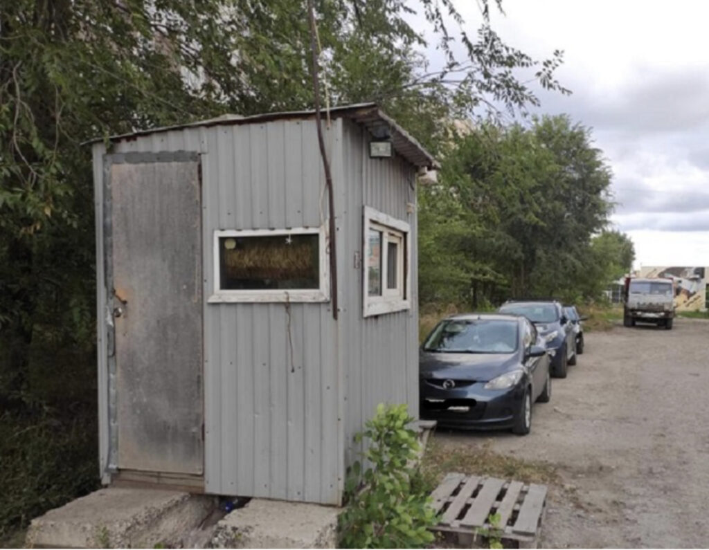 Обложили людей данью, воруют электричество, не платят налоги. Сергей ...