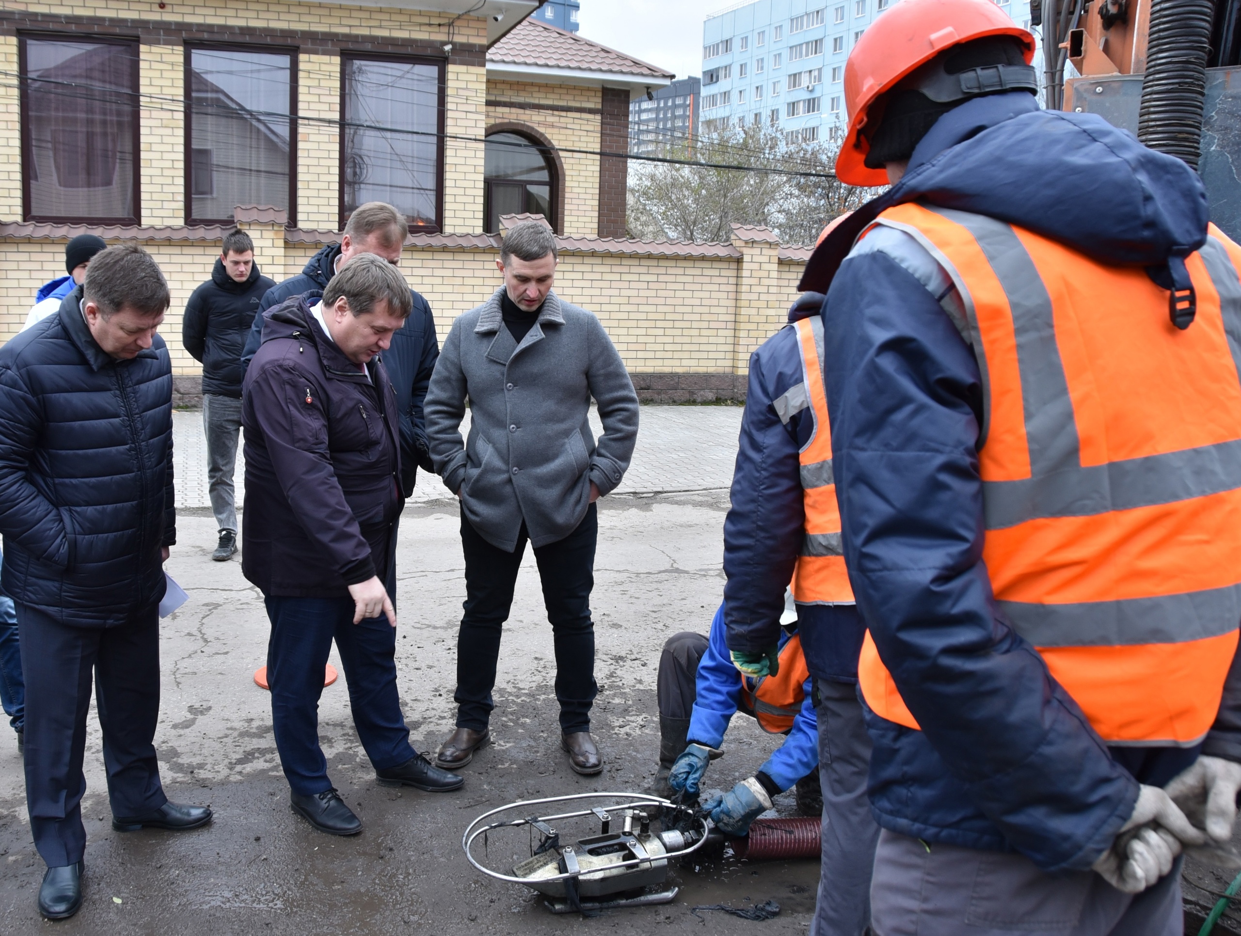 В Засвияжском районе начат ремонт главного канализационного коллектора,  работы планируют завершить до конца года Улпресса - все новости Ульяновска