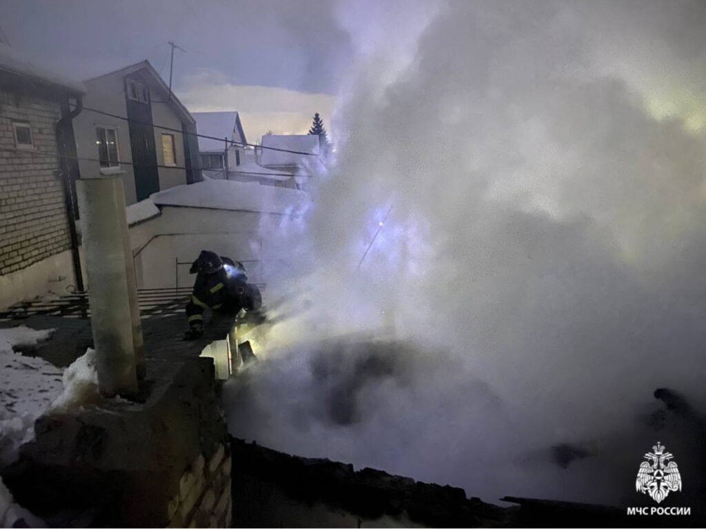 Чп на жд. Эп20 сход с рельс. Сход тепловоза с рельс приморье. Чп на жд. Чп на жд.