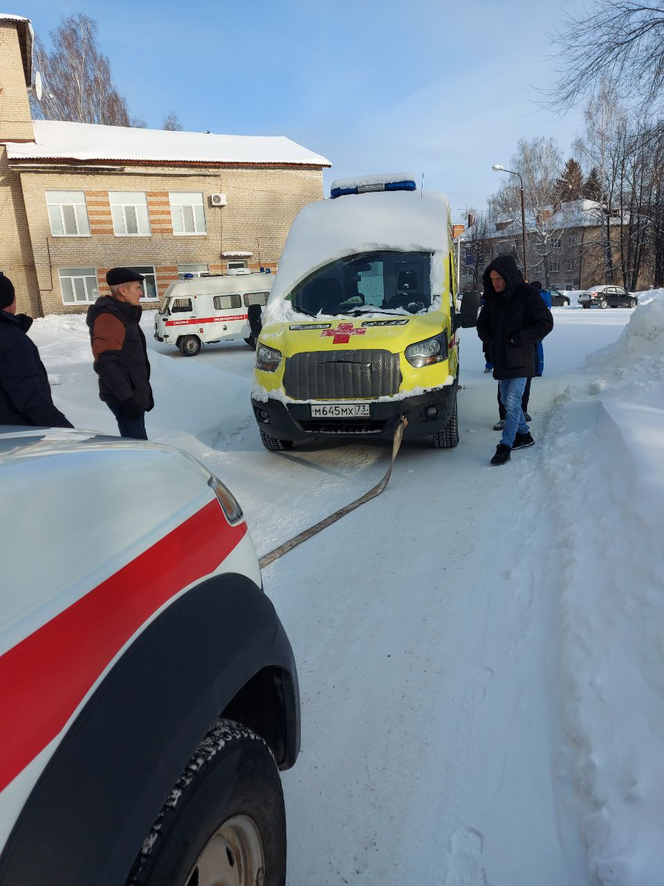 Помощь на износ. Водители скорых пожаловались губернатору на мизерные  зарплаты Улпресса - все новости Ульяновска