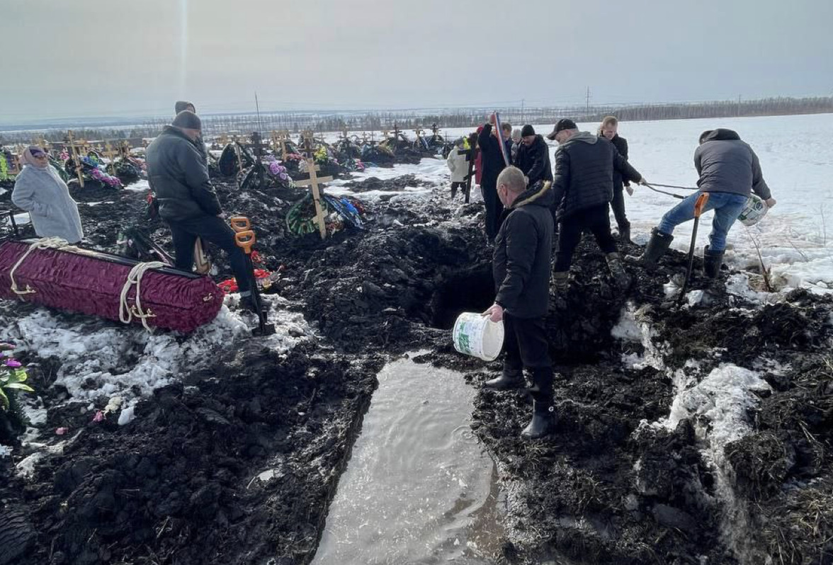 В Ульяновске затопило северное кладбище Улпресса - все новости Ульяновска