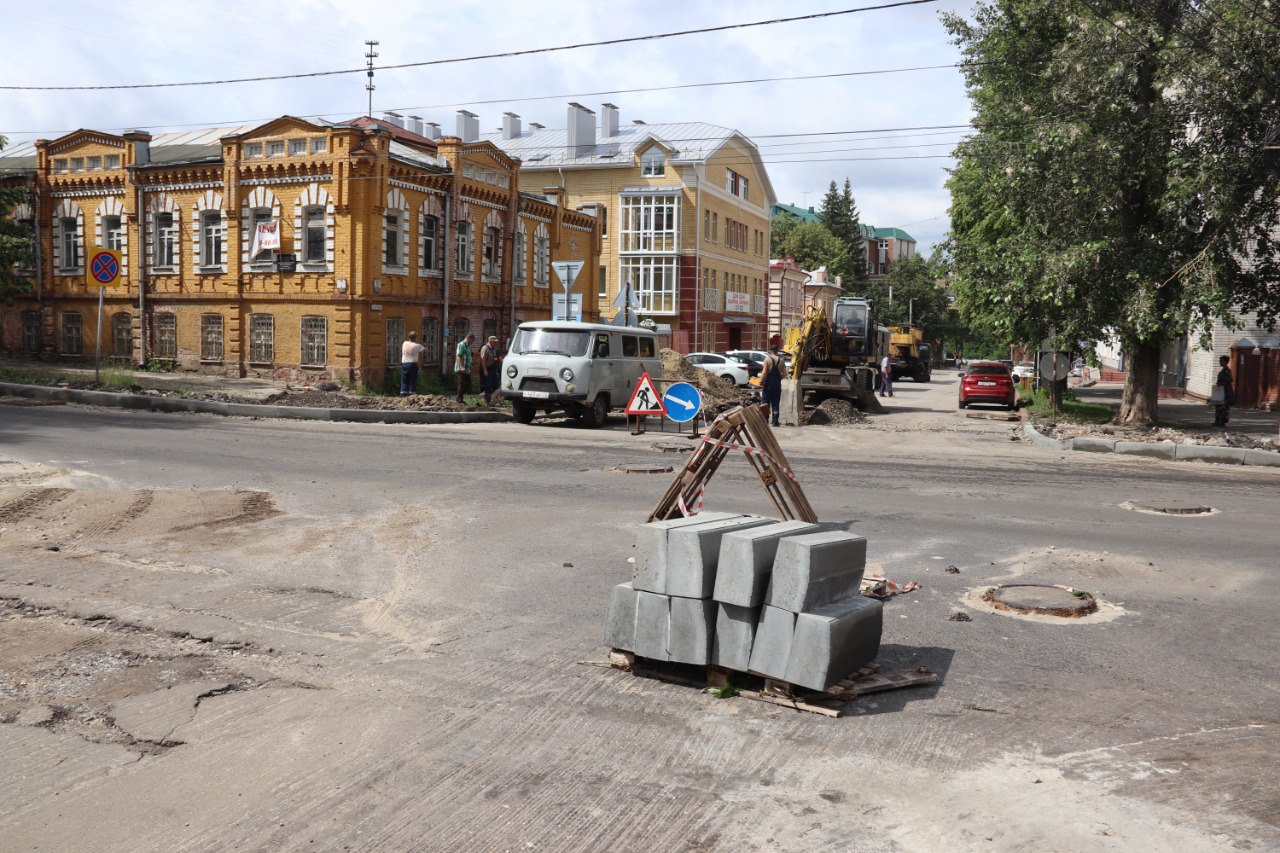 Ремонт городских дорог по нацпроекту планируют завершить до 1 октября  Улпресса - все новости Ульяновска