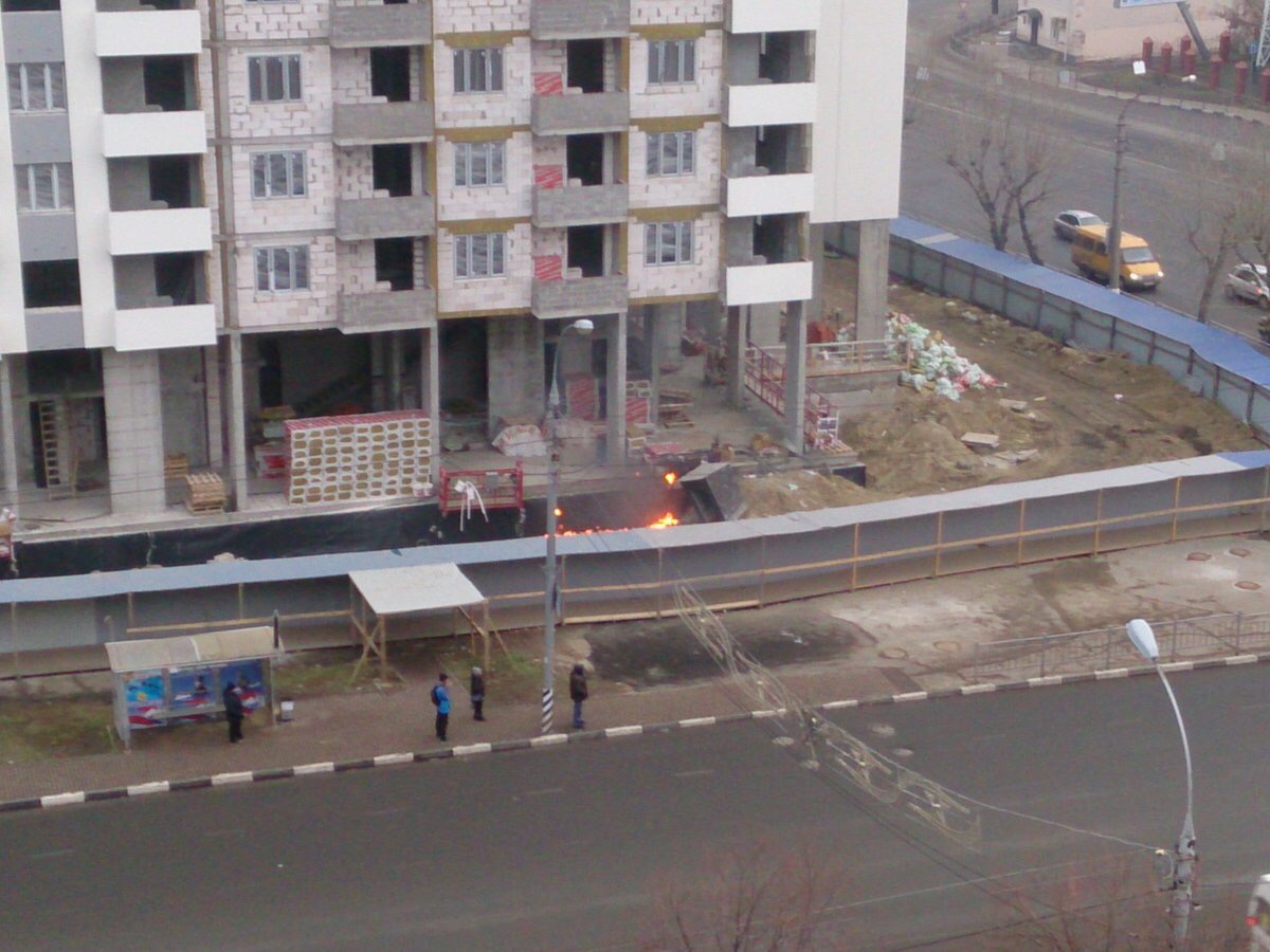 Видео: на стройке «Дома на Минаева» произошёл пожар Улпресса - все новости  Ульяновска