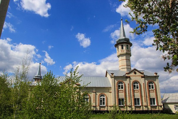 Ульяновского кулатка. Кулатка Ульяновской области. Мечеть Джамиг Кулатка. Старая Кулатка Ульяновская область. Мечети старой Кулатки.