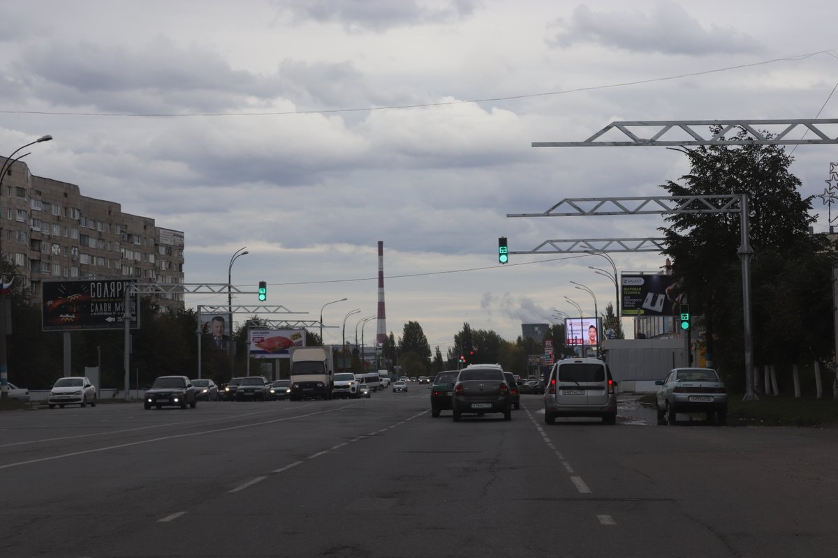 Светофор 40 лет октября. Перекрёсток Ульяновск Ульяновский проспект. Ульяновск новый город перекресток. Ульяновск новый город проспект Ульяновский. Ульяновские светофоры.