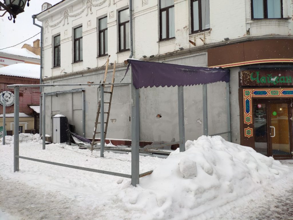 Бизнес здорового человека”. Новый арендатор снес скандальную веранду на  Гончарова и планирует вернуть зданию исторический облик Улпресса - все  новости Ульяновска