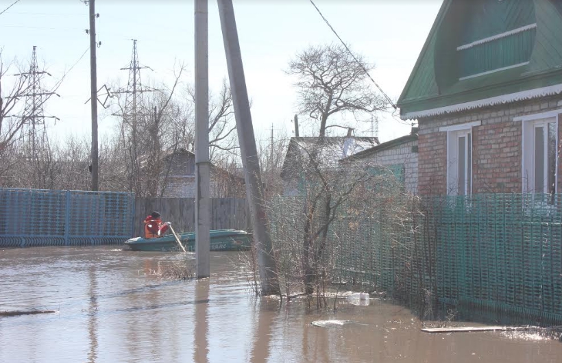 Паводок ульяновск. Половодье в Ульяновской области. Весенний паводок в Ульяновске. Ульяновск затопило.