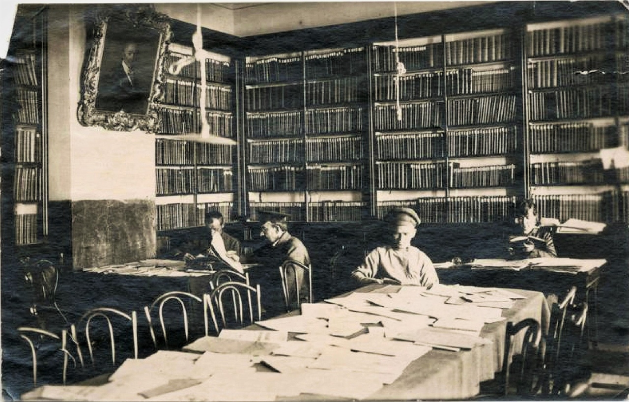 История первой библиотеки