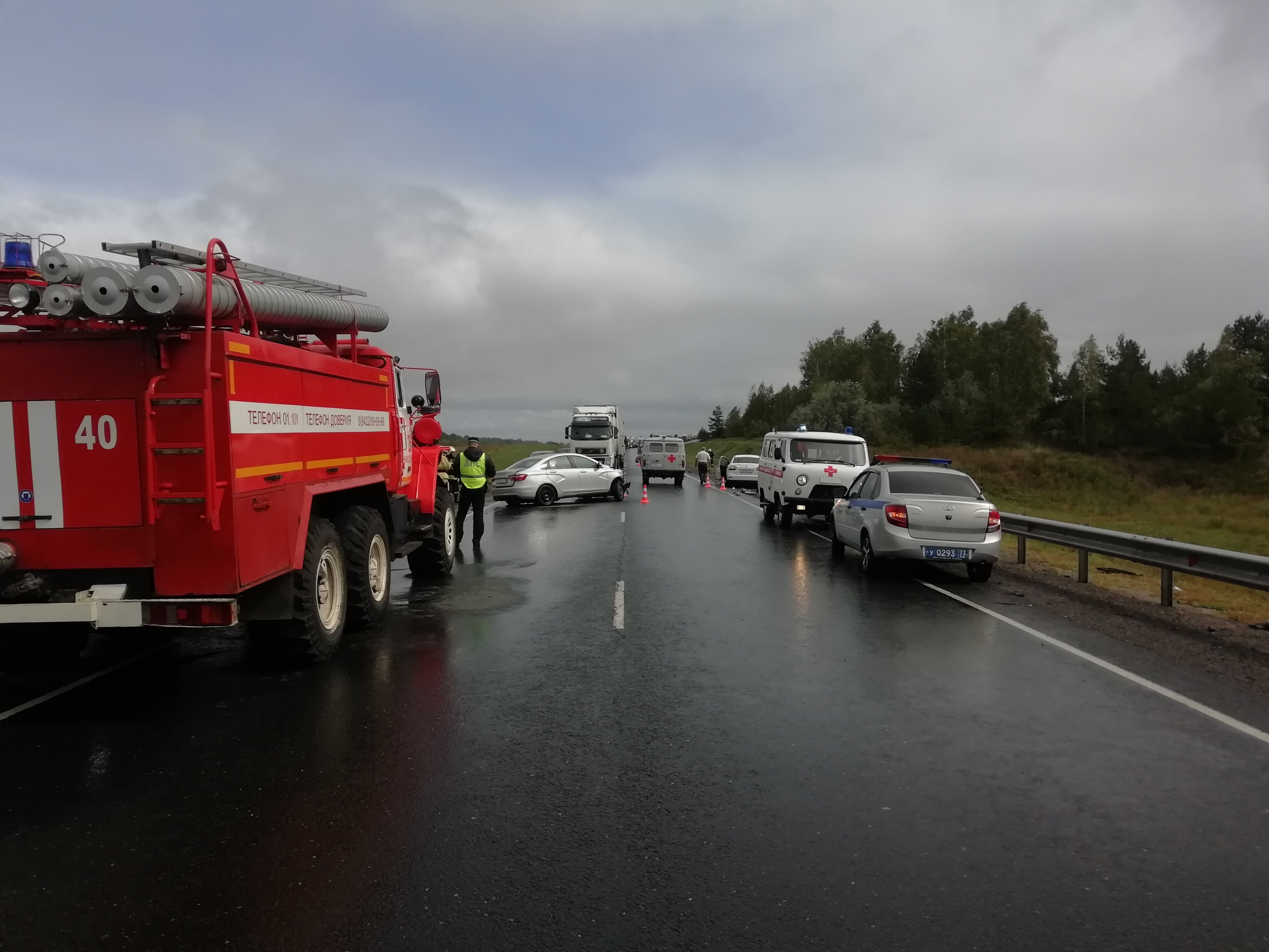 Николаевском районе ульяновской. ДТП м5 Ульяновская область Николаевский район. Авария на трассе м5 в Николаевском районе. Авария на м5 Ульяновская область Николаевский район. ДТП м5 Николаевский район.