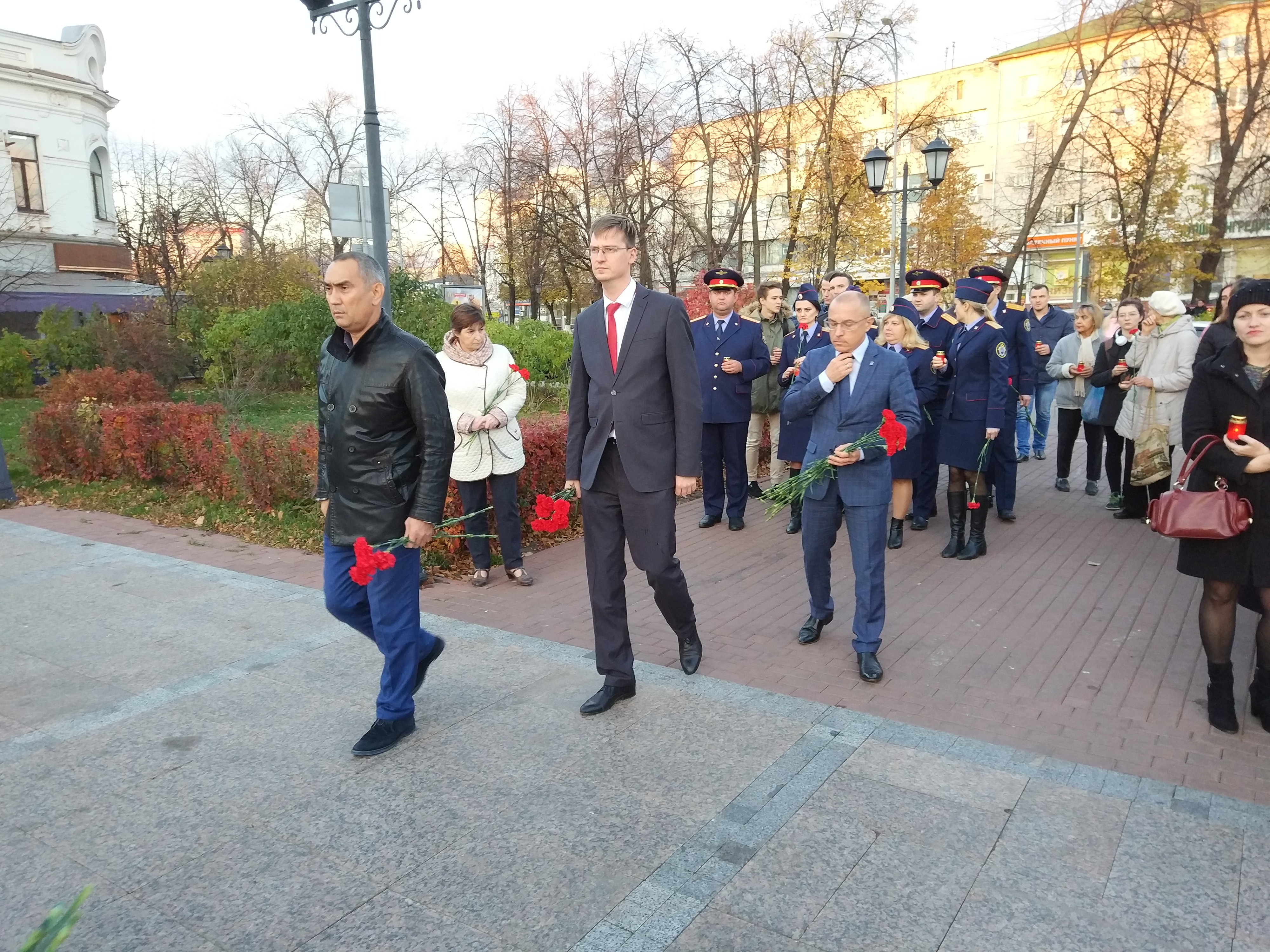 Сквер гончарова ульяновск фото