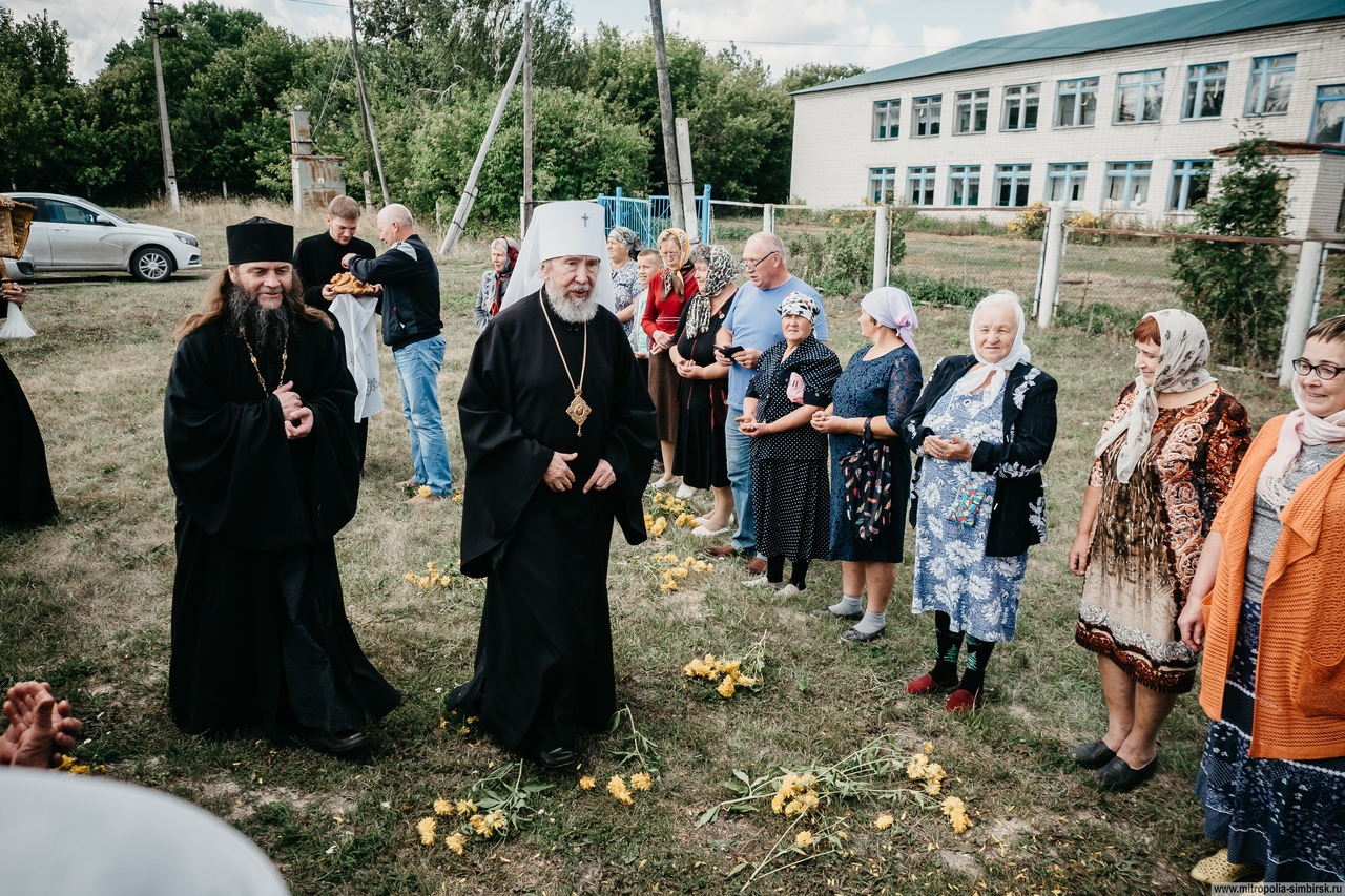 Погода ульяновская область майнский. Храм Подлесное Майнский район. Ульяновская область Майнский район село Полбино. Храм села Поповка Майнский район. Поповка Майнский район Ульяновской области.