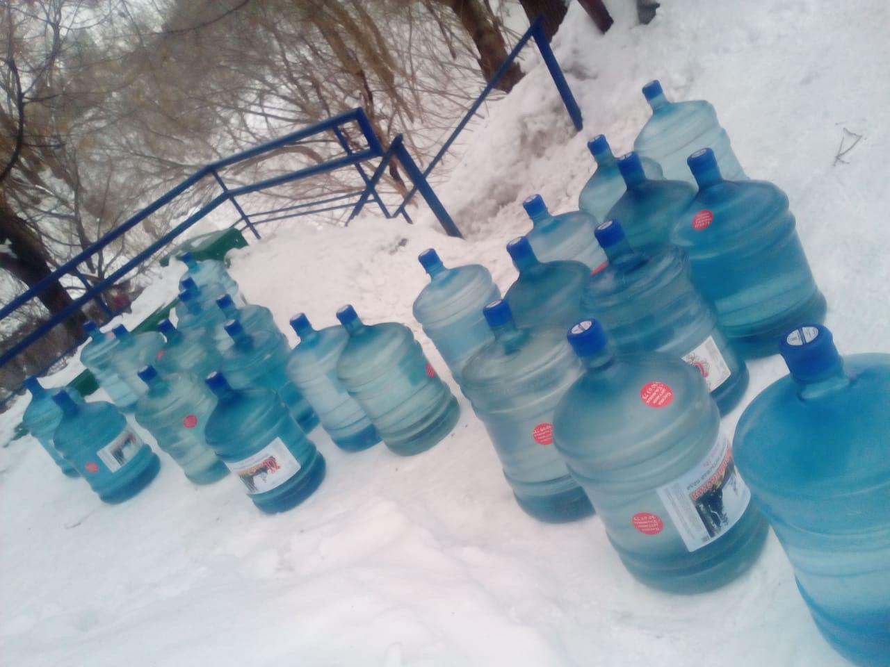 Аткарск воды. Вода на разлив. Разлив воды в бутылки. Ивашевская вода. Ивашевская вода Ульяновск.