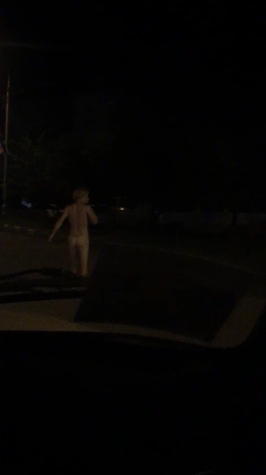 Порно видео голые девушки на улице ночью. Смотреть голые девушки на улице ночью онлайн